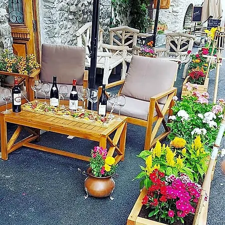 Les Gentianes Hotel