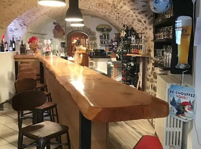 Les Gentianes Отель Ла-Фу