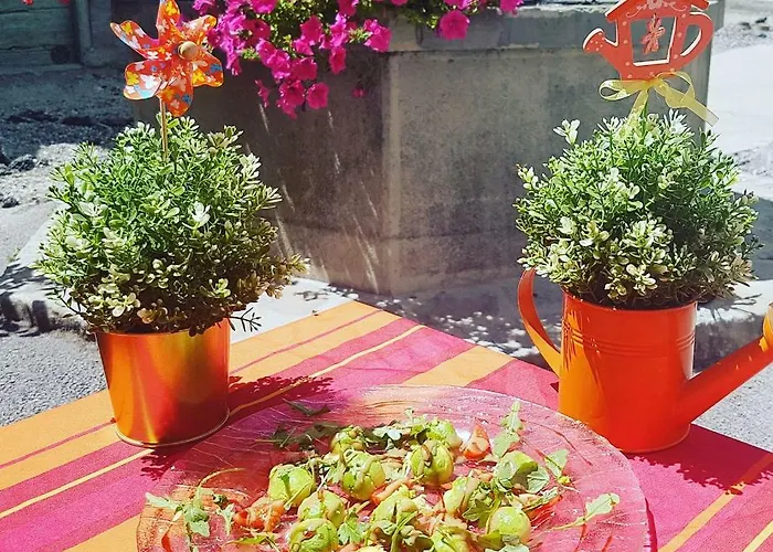 Отель Les Gentianes 3*